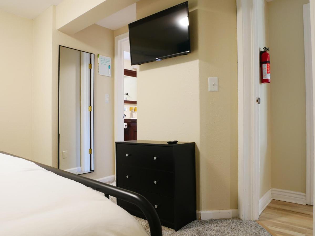 Private Basement, Bath, Living Area In Morrison Apartment Exterior photo